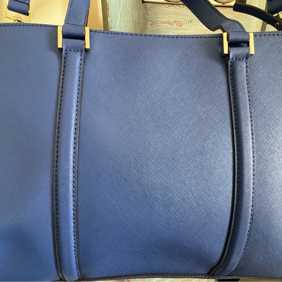 Kate Spade Large Work Crossbody - Picture 5 of 12